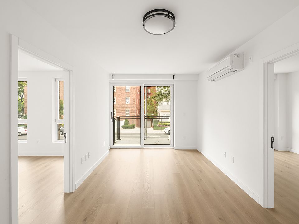 1st image of 618 Avenue H #2C
