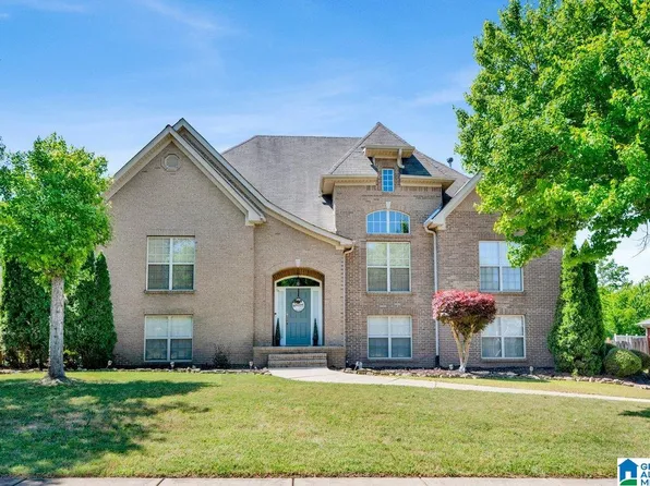 204 Cedar Grove Pkwy, Maylene, AL 35114