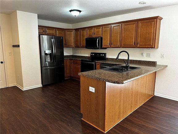 3rd image of 12202 N Highland Ave