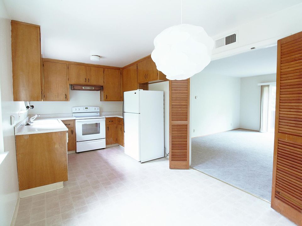 1st image of 1330 Mills St #4
