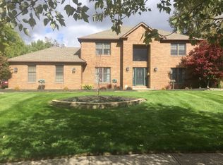 7524 Andover Ln, North Royalton, OH