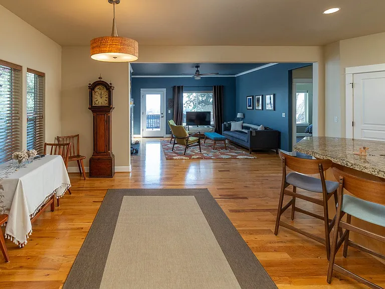 2158 SW 36th Ct — Photo 20