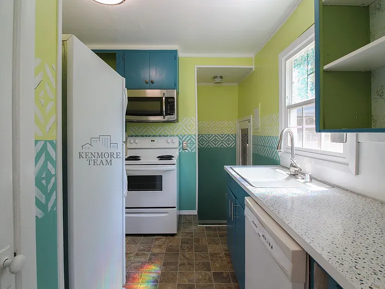 1308 Haupt Ave — Photo 8
