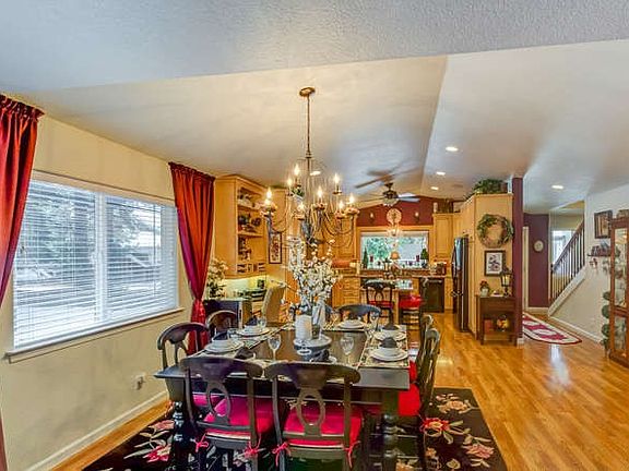 4th image of 1208 Lassen View Dr