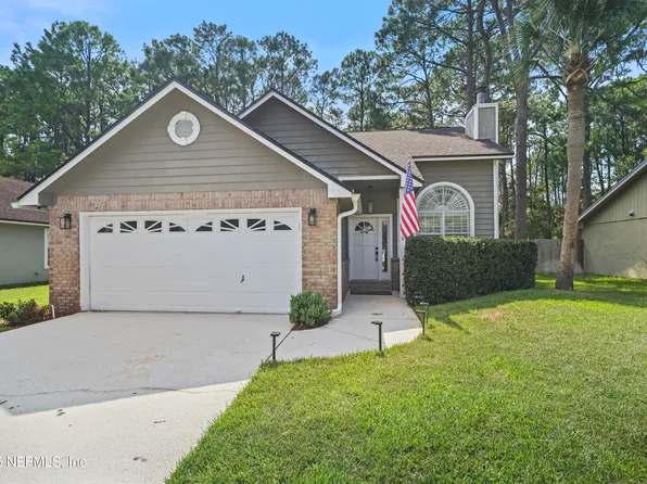 2050 ST MARTINS Drive W, Jacksonville, FL 32246