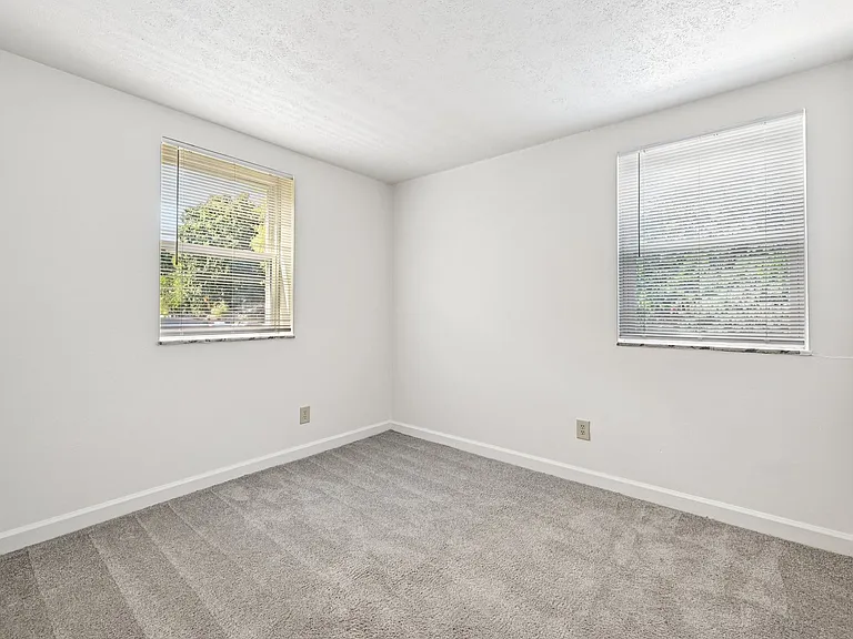 LongView Apartments — Photo 104