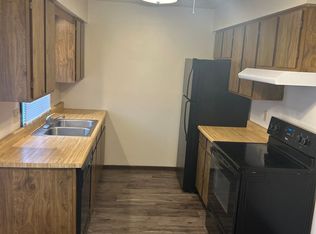 2137 S 42nd St APT 2, Omaha, NE 68105