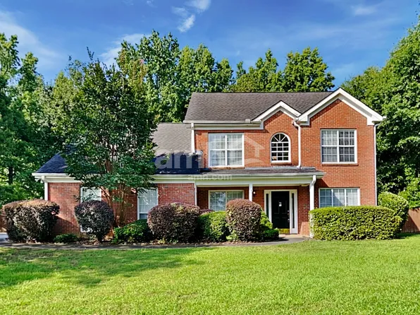 4366 Foxberry Run, Loganville, GA 30052