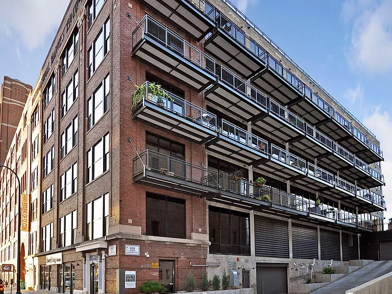 618 Washington Ave N #500 — Photo 31