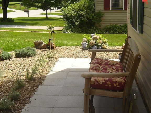 4th image of 1108 New Hampshire Ln