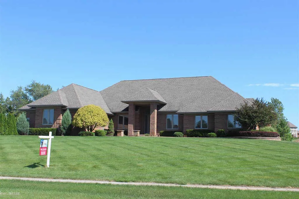 67264 Rachael Ln photo 1