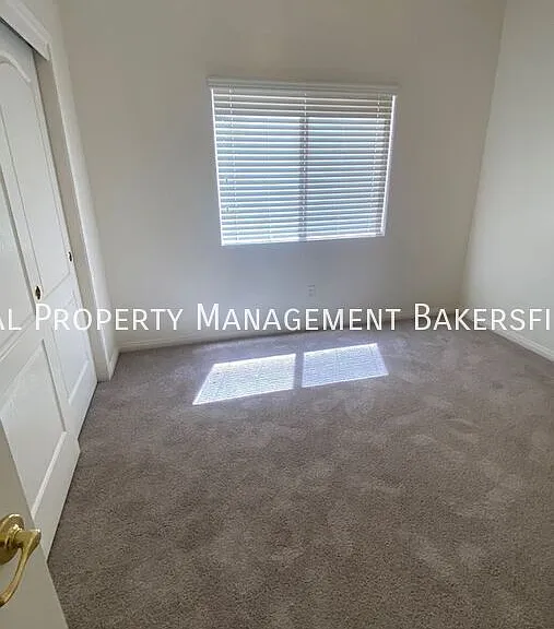 10720 Alexander Falls Ave — Photo 14