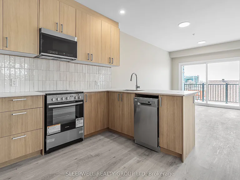 370 Cambridge St N #403 — Photo 2