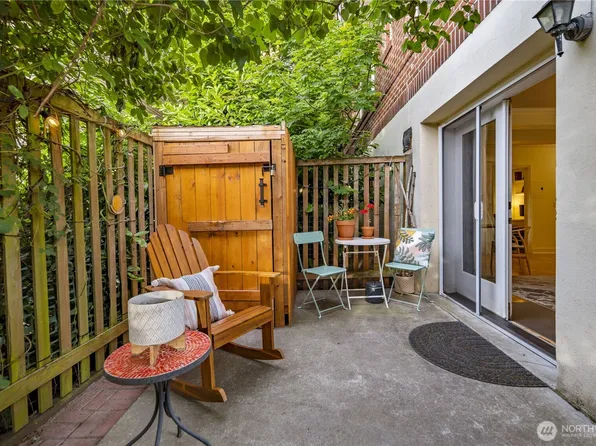 2203 Yale Avenue E #B1, Seattle, WA 98102