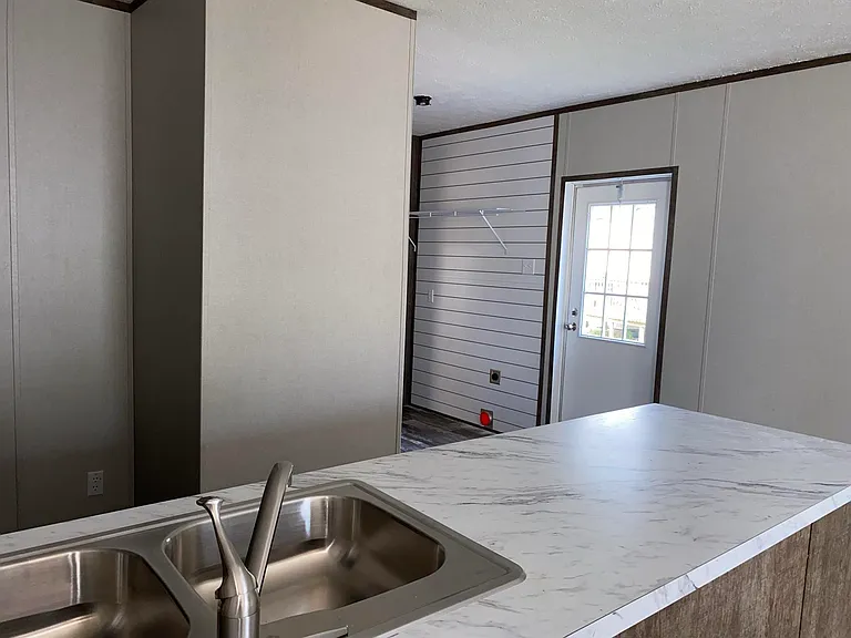 1100 S Baldwin Ave #111 — Photo 3