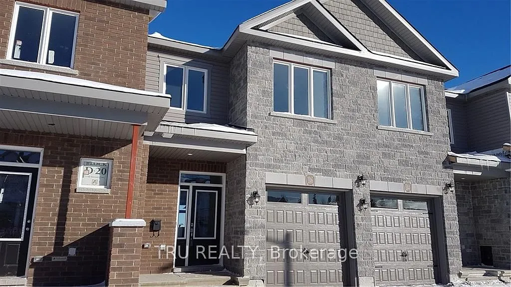 3 bed, $2,700 — Photo 1