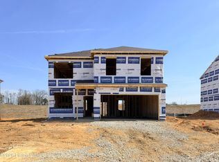 182 Shoemaker Ln, Elizabethtown, KY 42701