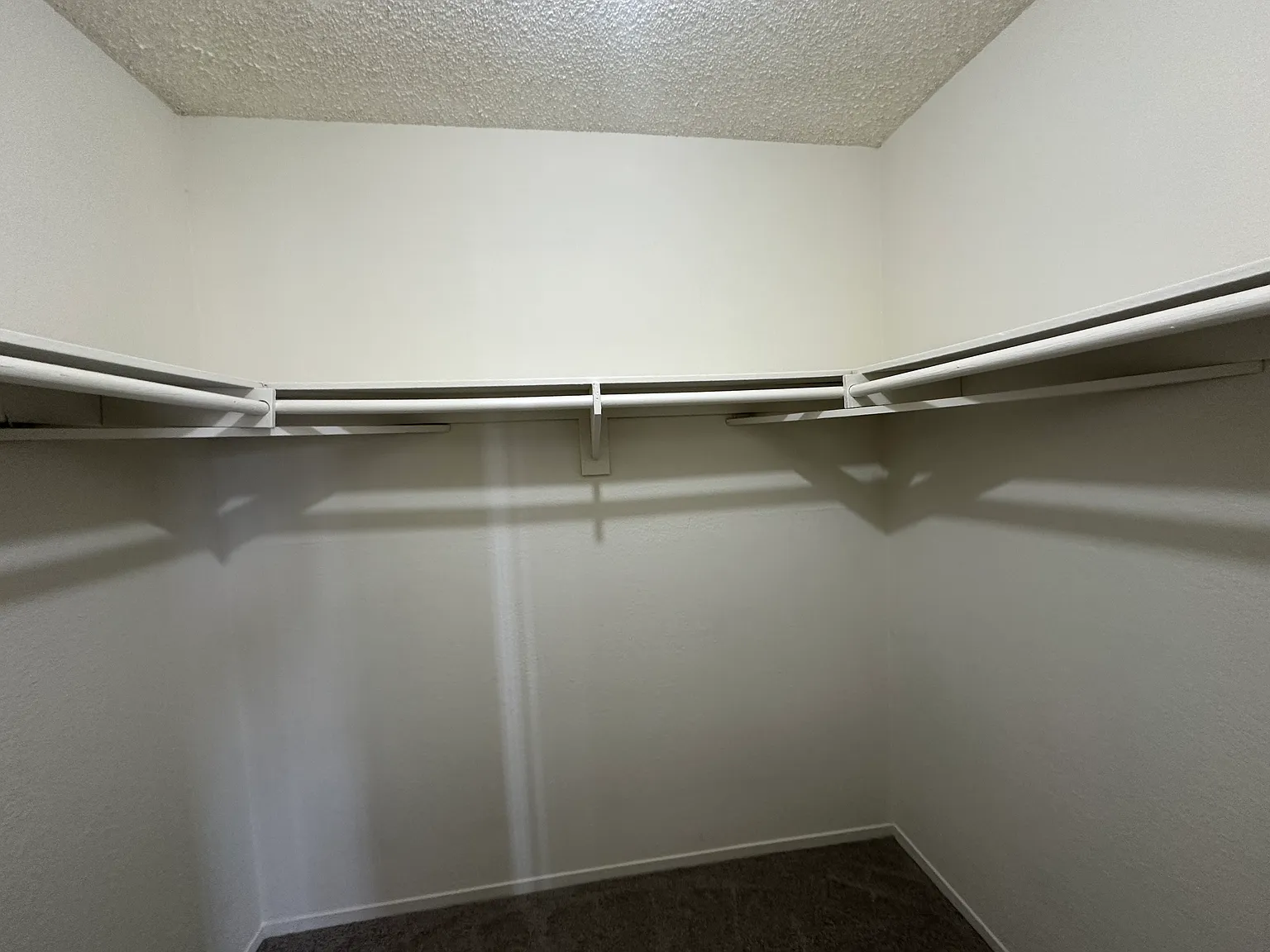 16662 Dolores Ln — Photo 2