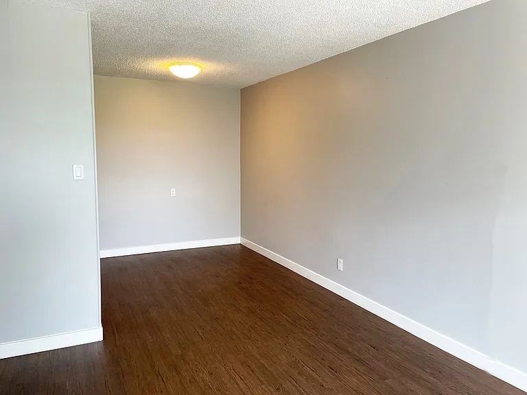 4 Nixon St — Photo 10
