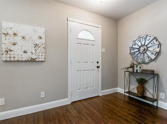 5th image of 13610 Janwood Ln