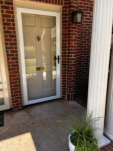 2 bed, 1044 sqft, $1,995 — Photo 2