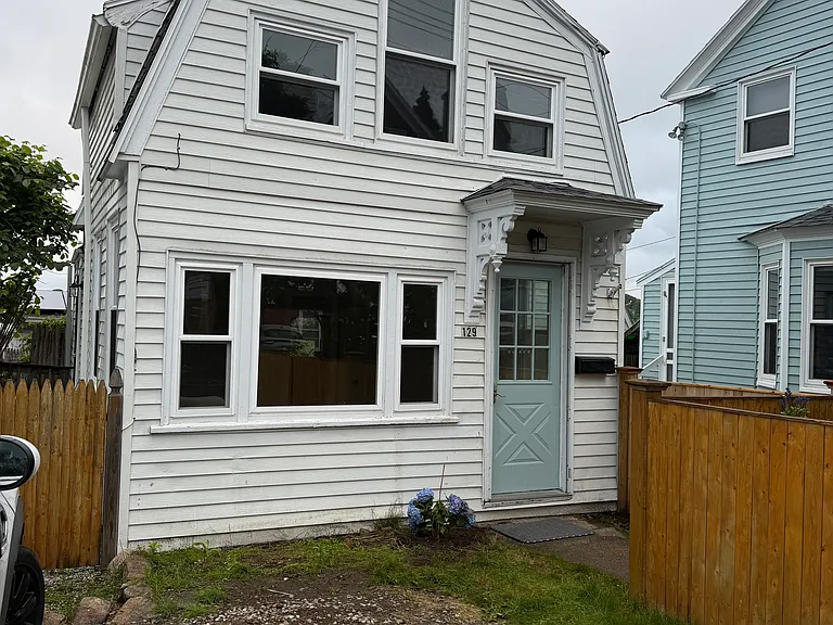 129 Main St — Photo 8