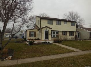 2734 Cloverbank Rd, Hamburg, NY 14075