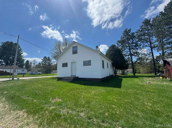 301 Kahma Ave, Amasa, MI 49903