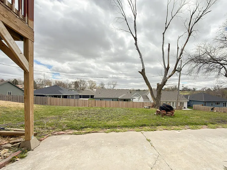 5029 Arbor Cir — Photo 26