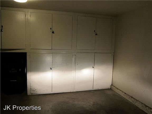 4th image of 6656 Bell Bluff Ave #A