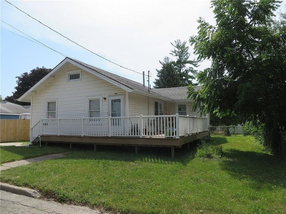 2nd image of 209 W 7th St S