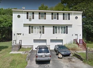 7 Joseph St, Worcester, MA 01604