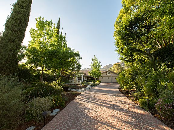 2nd image of 5455 Bromely Dr