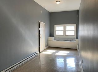 157 W High St APT 2, Womelsdorf, PA