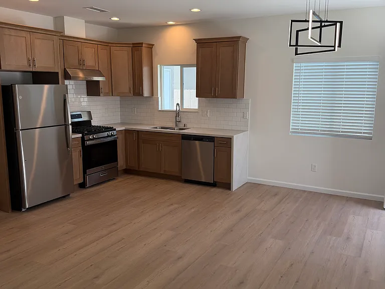 4621 E Mountain View Dr #4623 — Photo 3