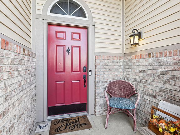 4th image of 629 Beaverbrook Dr