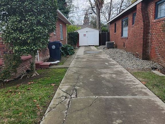 2nd image of 2356 42nd St