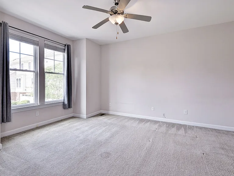 4307 Audrey Ln — Photo 19