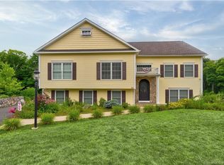 84 Joshua Town Rd, Waterbury, CT 06708