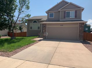 8178 Meadowcrest Dr, Fountain, CO 80817