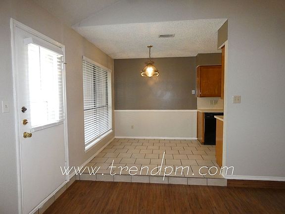 3rd image of 314 Asbury Dr