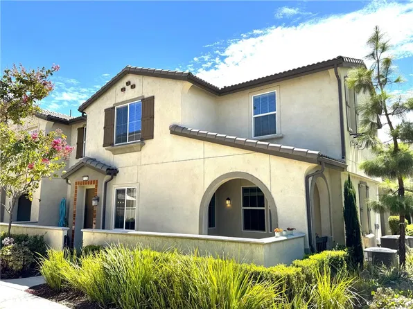 7120 Vernazza Pl, Eastvale, CA 92880