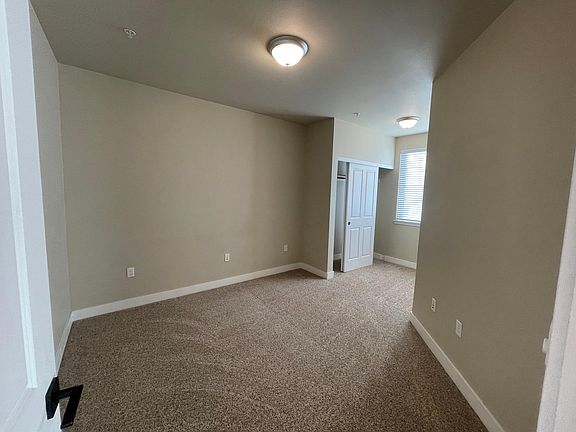 3rd image of 223 N J St #103