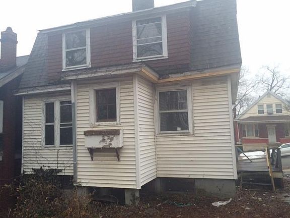 3rd image of 270 Gilman Ave