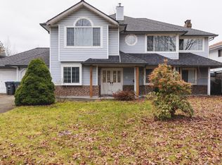 9437 151st St, Surrey, BC V3R 8K8