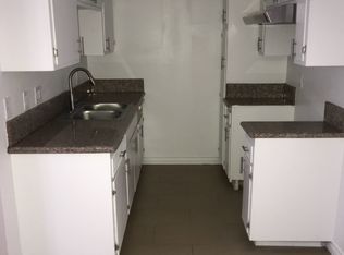 Beautiful 2Bed/1.5 Bath Half Off the 1st Month, Bellflower, CA 90706