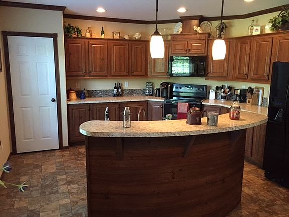 4th image of 2749 County Road 2275