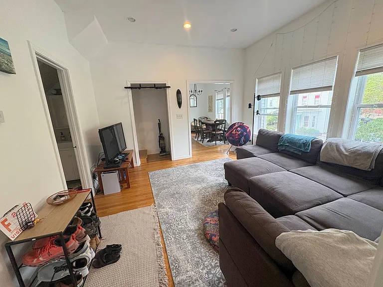 71 Cross St — Photo 12