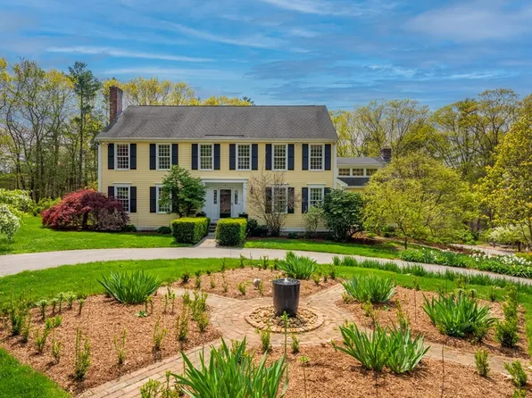 161 Ember Ln, Carlisle, MA 01741