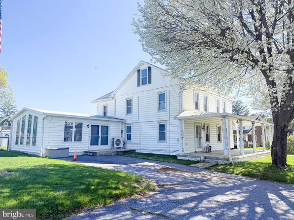 123-125 Kennedy St, Chambersburg, PA 17202